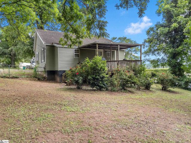 1 F Street, Inman, SC 29349