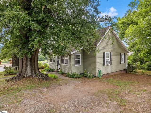 1 F Street, Inman, SC 29349