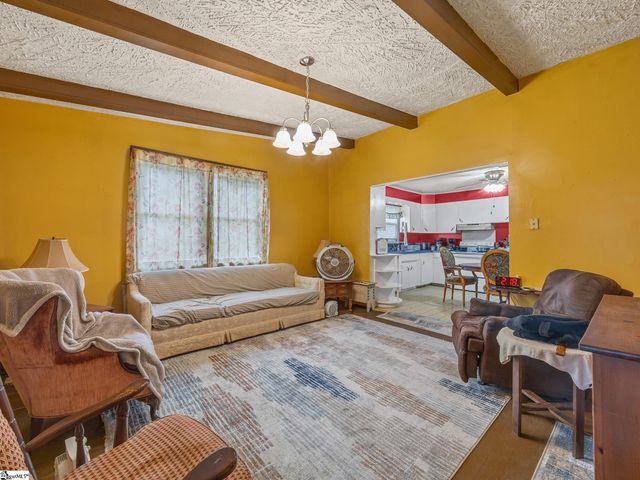 1 F Street, Inman, SC 29349