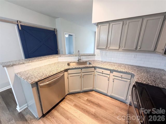 4808 Pennant Place, Charlotte, NC 28212