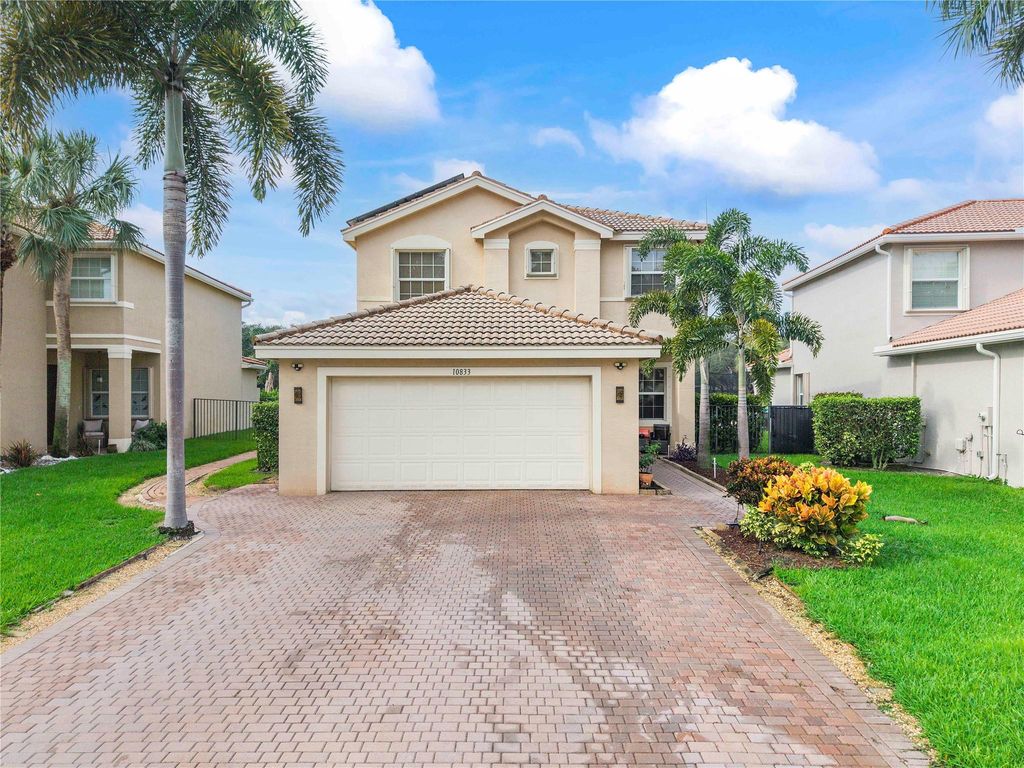 10833 Bitternut Hickory Ln, Boynton Beach, FL 33437
