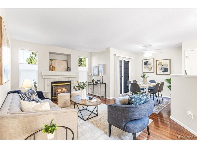 1127 S Ventura Cir, Aurora, CO 80017
