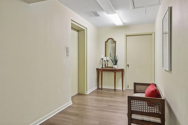 150 Thompson Drive SE 320, Cedar Rapids, IA 52403