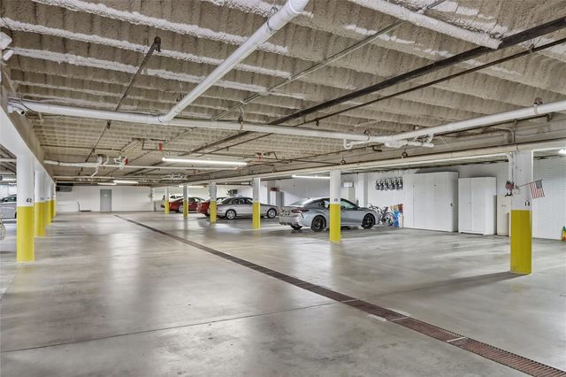150 Thompson Drive SE 320, Cedar Rapids, IA 52403