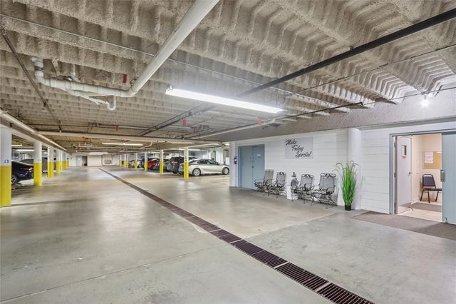 150 Thompson Drive SE 320, Cedar Rapids, IA 52403