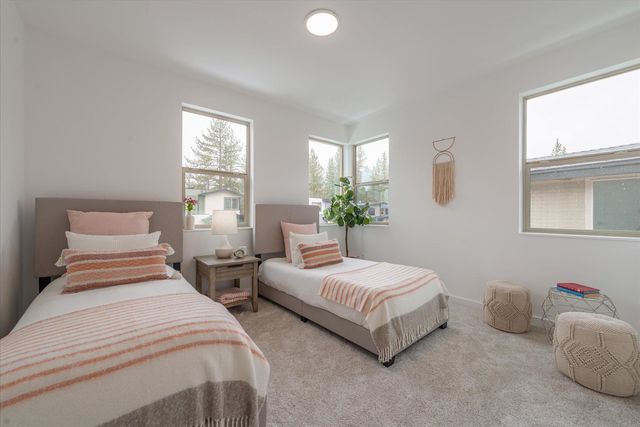 9548 Parker Lane, Truckee, CA 96161