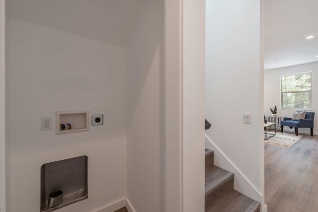 9548 Parker Lane, Truckee, CA 96161