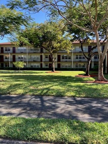 151 SW 135 Ter 212T, Pembroke Pines, FL 33027