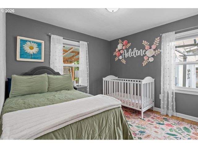 904 WAVERLY Dr, Albany, OR 97322