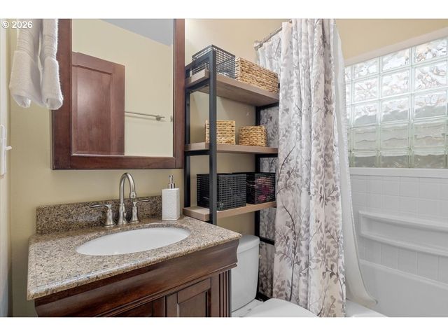 904 WAVERLY Dr, Albany, OR 97322