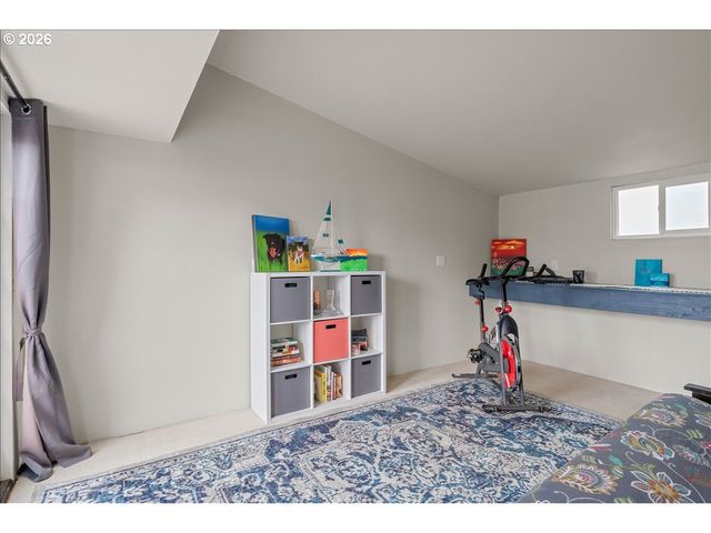 904 WAVERLY Dr, Albany, OR 97322