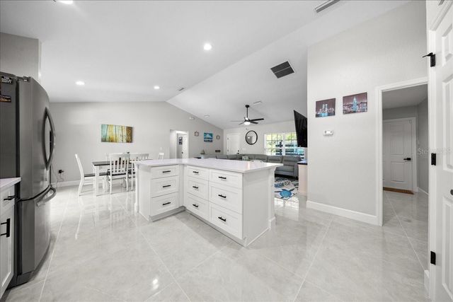 17 HOLLY ROAD, Ocala, FL 34472
