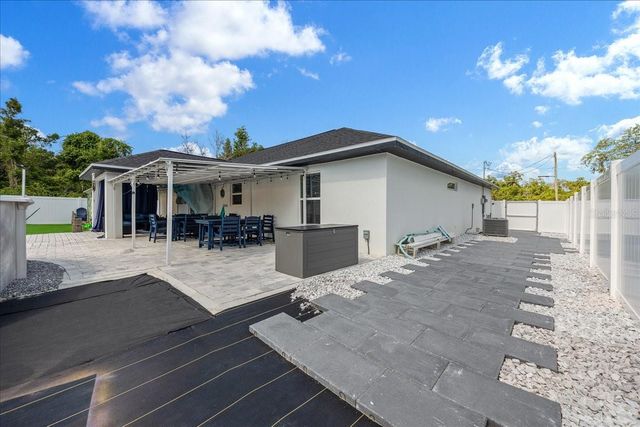 17 HOLLY ROAD, Ocala, FL 34472