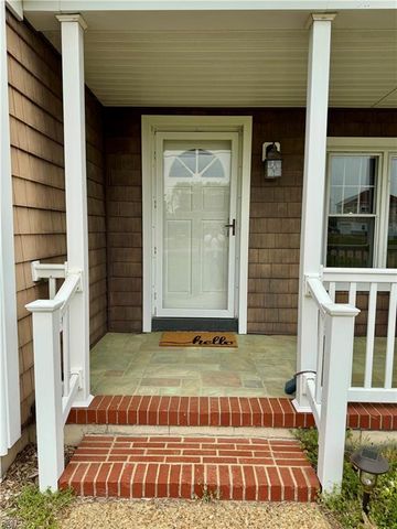 315 Dandy Loop RD, Yorktown, VA 23692