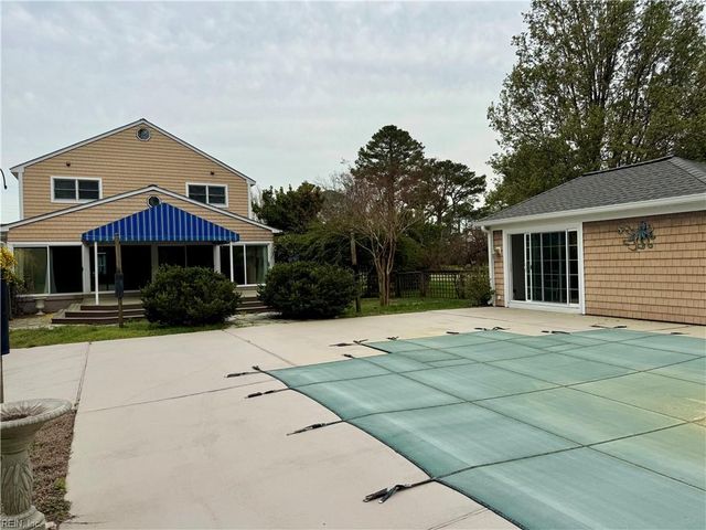 315 Dandy Loop RD, Yorktown, VA 23692