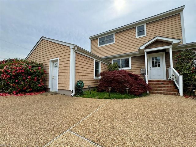 315 Dandy Loop RD, Yorktown, VA 23692