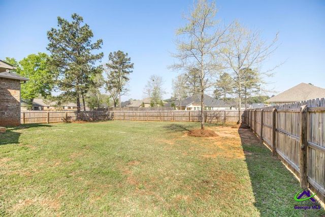 147 Silverside Drive, Perry, GA 31069