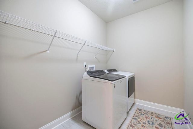 147 Silverside Drive, Perry, GA 31069