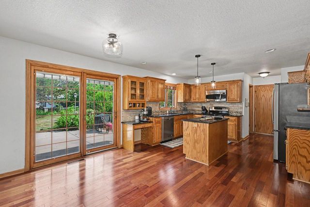 S86W32310 Elias COURT, Mukwonago, WI 53149