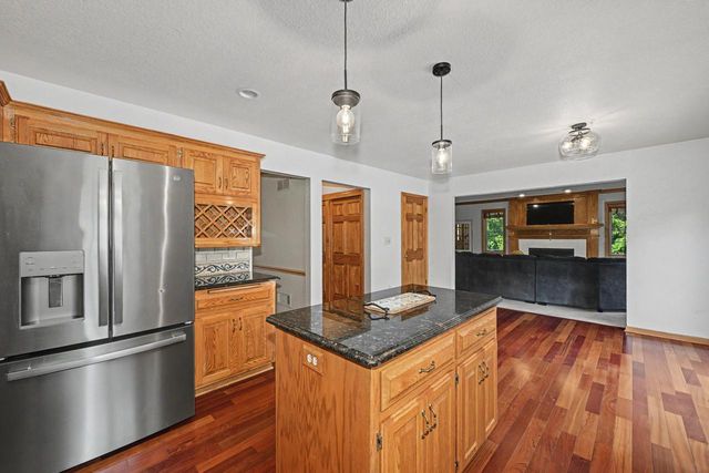 S86W32310 Elias COURT, Mukwonago, WI 53149
