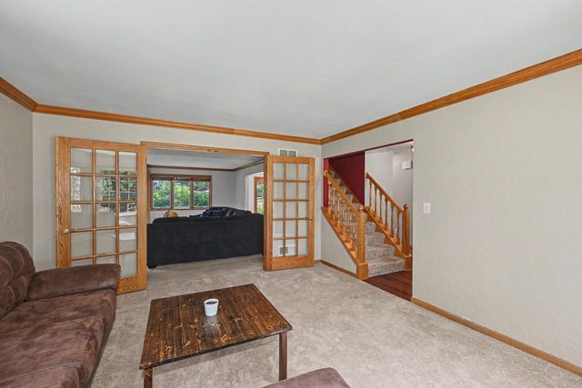 S86W32310 Elias COURT, Mukwonago, WI 53149
