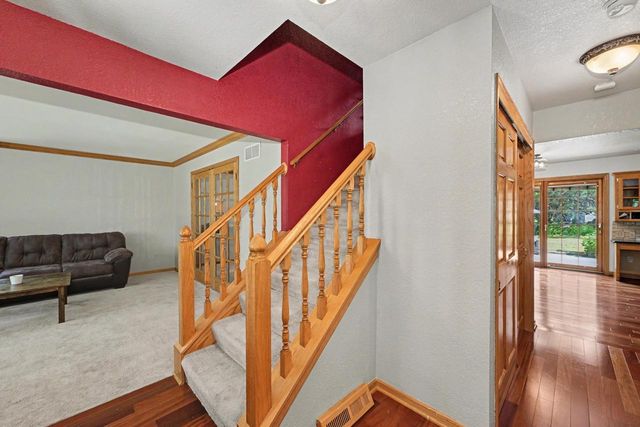 S86W32310 Elias COURT, Mukwonago, WI 53149