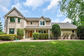 S86W32310 Elias COURT, Mukwonago, WI 53149