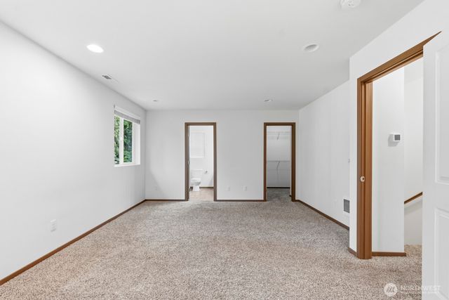 2111 Chesney Road E, Tacoma, WA 98445