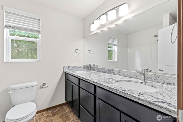 2111 Chesney Road E, Tacoma, WA 98445