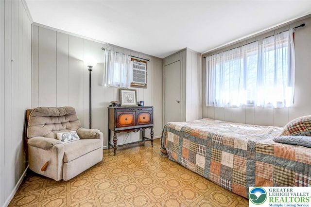 72 Tunkhannock Drive, Tunkhannock Twp, PA 18210