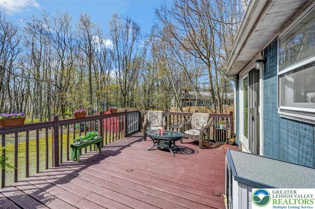 72 Tunkhannock Drive, Tunkhannock Twp, PA 18210