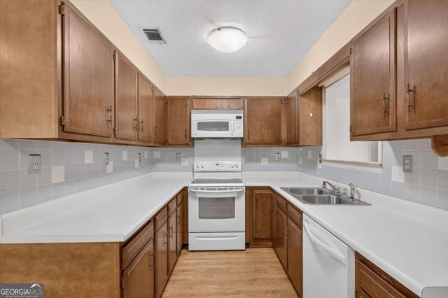 181 Old River Road, Bloomingdale, GA 31302