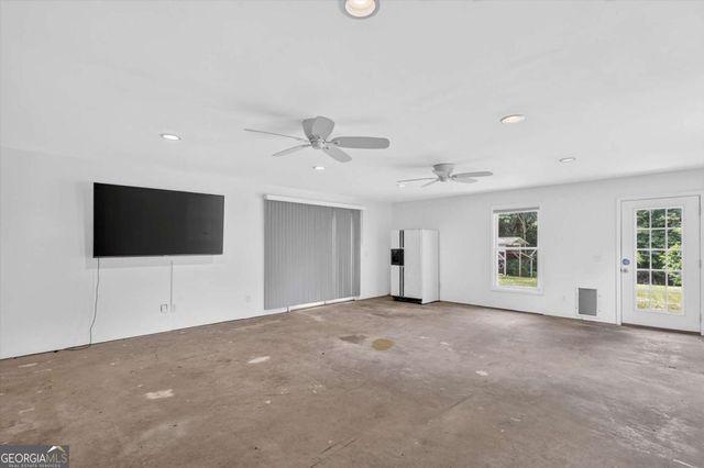 181 Old River Road, Bloomingdale, GA 31302