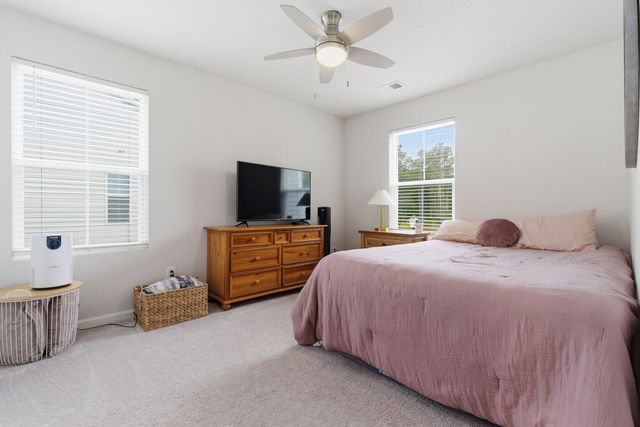 8010 Reagan Way, North Charleston, SC 29418