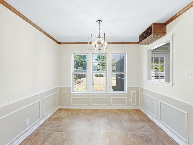 708 NW Sandra Lane, Burleson, TX 76028
