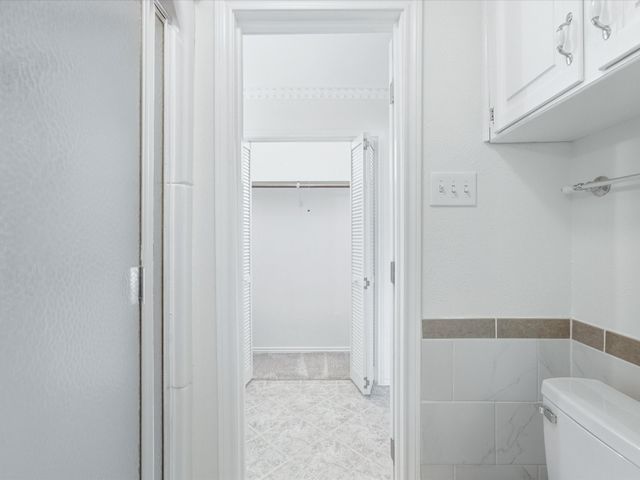 708 NW Sandra Lane, Burleson, TX 76028