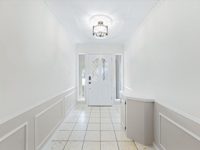 708 NW Sandra Lane, Burleson, TX 76028