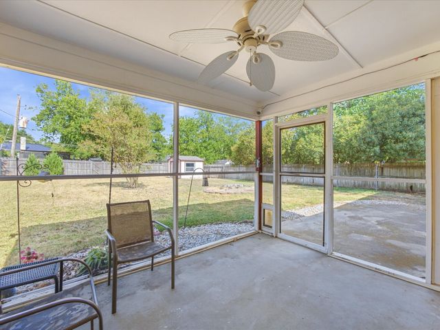 708 NW Sandra Lane, Burleson, TX 76028