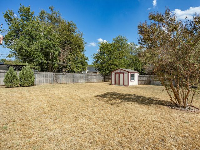 708 NW Sandra Lane, Burleson, TX 76028