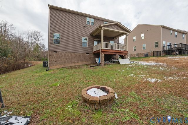 10419 Centralia Station Rd, Chester, VA 23831