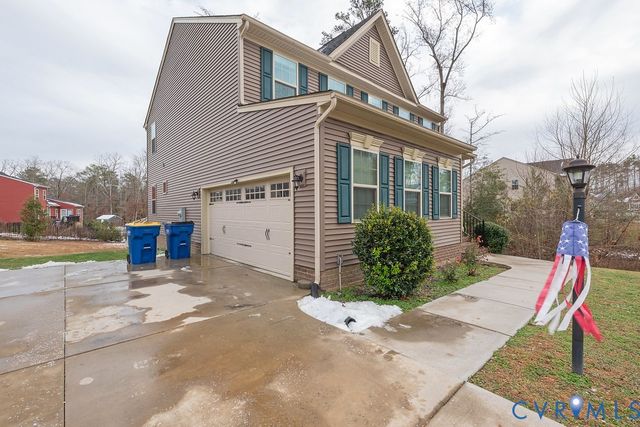 10419 Centralia Station Rd, Chester, VA 23831