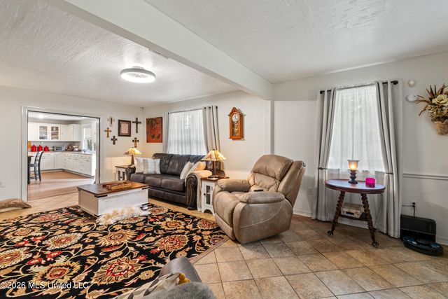 31 Mims Road, Hattiesburg, MS 39401