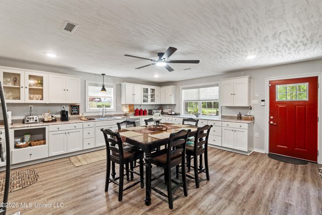 31 Mims Road, Hattiesburg, MS 39401