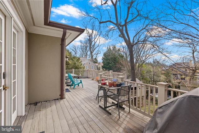4414 LOWELL ST NW, Washington, DC 20016