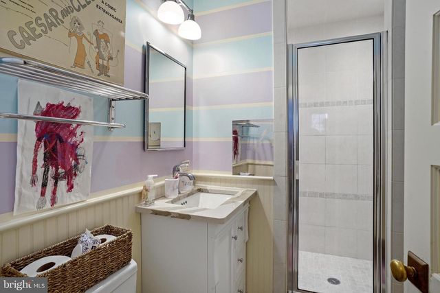 4414 LOWELL ST NW, Washington, DC 20016