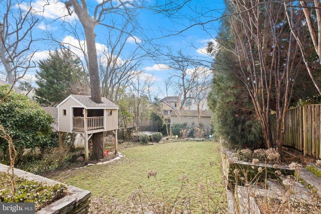 4414 LOWELL ST NW, Washington, DC 20016