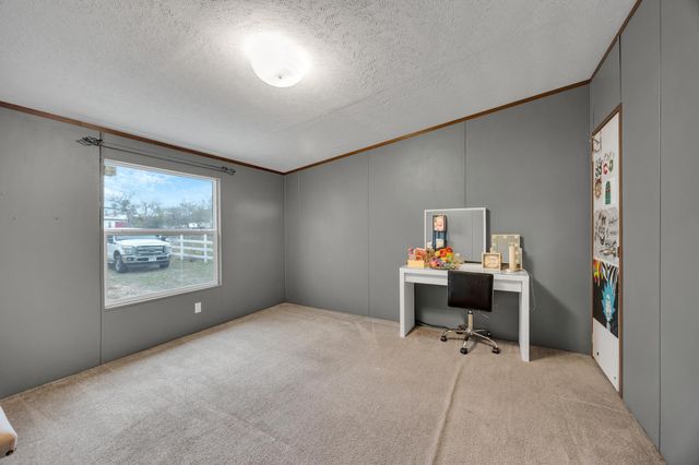 354 Oak Arbor TRL, Del Valle, TX 78617