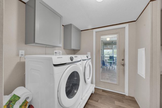 354 Oak Arbor TRL, Del Valle, TX 78617