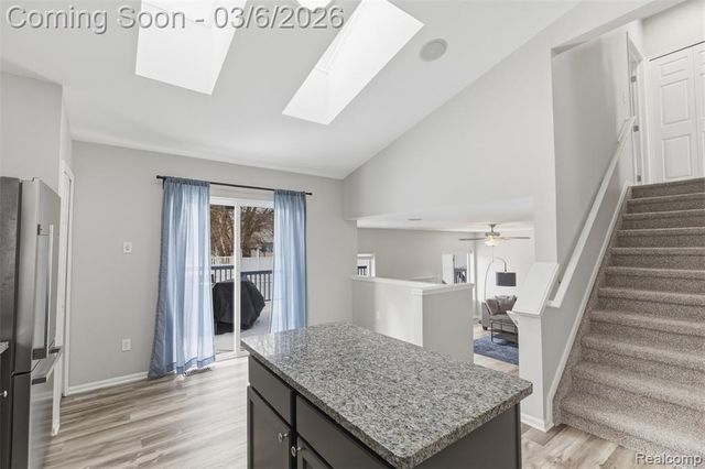 1833 Savannah Lane, Ypsilanti, MI 48198