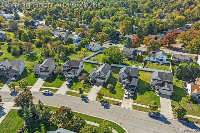 1833 Savannah Lane, Ypsilanti, MI 48198